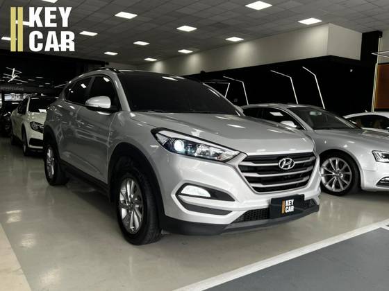 HYUNDAI TUCSON 1.6 16V T-GDI GASOLINA GLS ECOSHIFT HYUNDAI TUCSON 1.6 16V T-GDI GASOLINA GLS ECOSHIFT